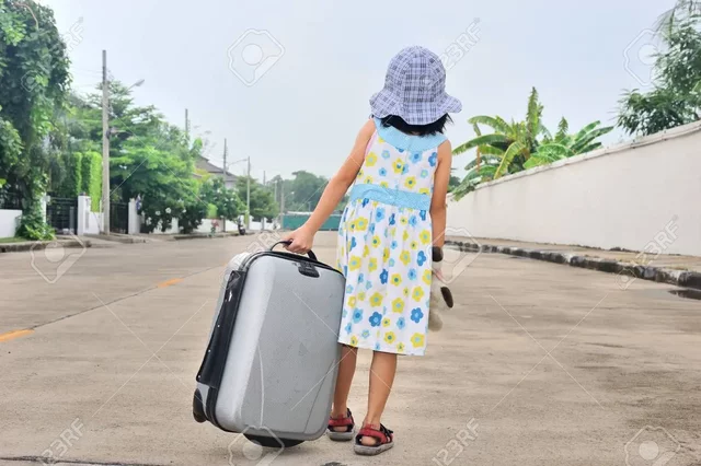 Em vaig anar del meu pais.