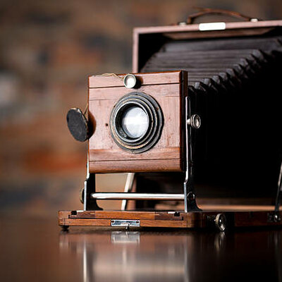 Timeline: Historia de la Fotografía - Evolución de las cámaras y soportes fotográficos