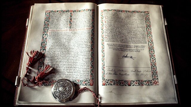 Grundloven blev indført