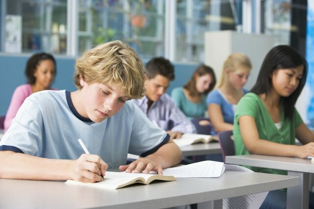 Myndighed som dannelsesideal i skolen i dag