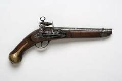 INVENCION DE LA PISTOLA