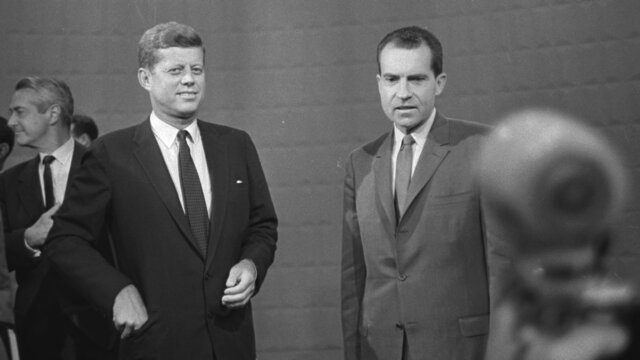 JFK Defeats Nixon to Win Presidency