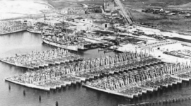 Timeline: 1942-1953