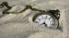 Timeline: Lógica a través del tiempo