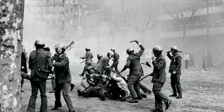 Canvi polític a la crisi de la dictadura