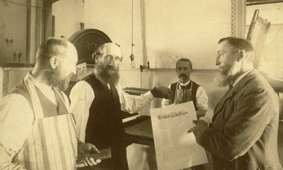 En Battle Creek, Michigan, comienza a funcionar la primera imprenta adventista