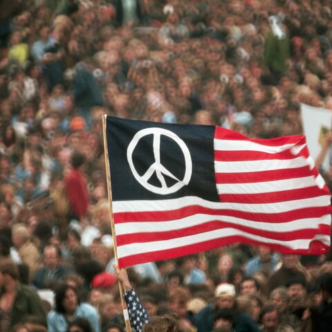 AMERICA IN THE 1970S