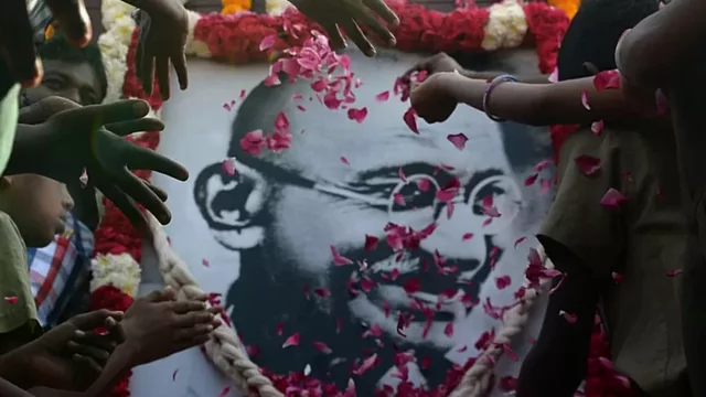 Muerte de Gandhi - Reparto de la India -