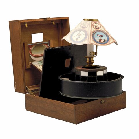 Invención del praxinoscopio