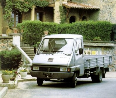 Lancement du camion à châssis B70