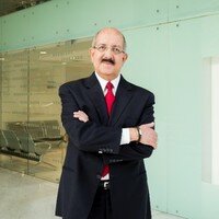 Dr. Rafael Lòpez Castañares