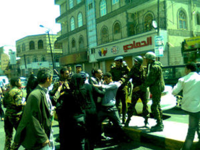 Clash with soldiers in Aden