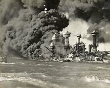 Ataque a Pearl Harbor.