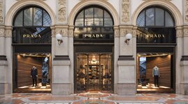 Timeline: История модного дома Prada