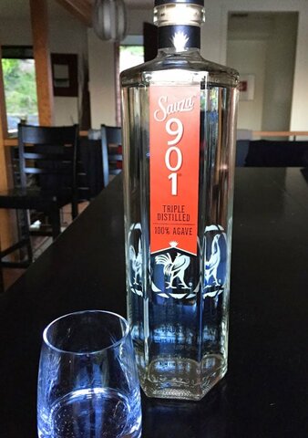 Текила и «модные проколы»