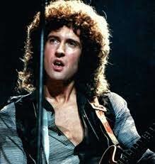 Смерть Майка Гроуз