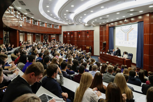 Первый выпуск PR-специалистов