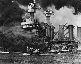 Ataque a Pearl Harbor.