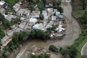 IMP por etnicidad Indígena: 0.54. No Indígena: 0.303