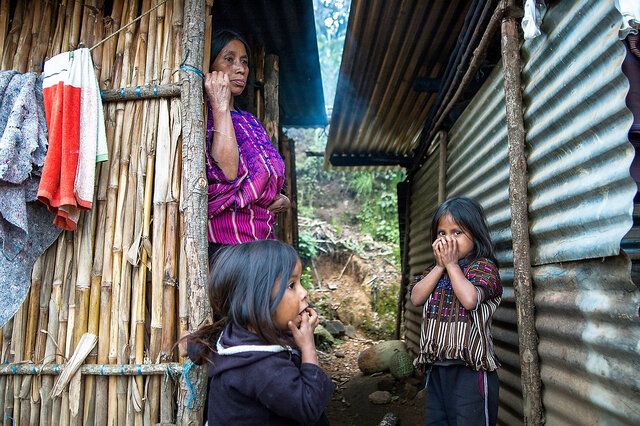 La pobreza aumentó levemente del 45,6% de la población al 47%