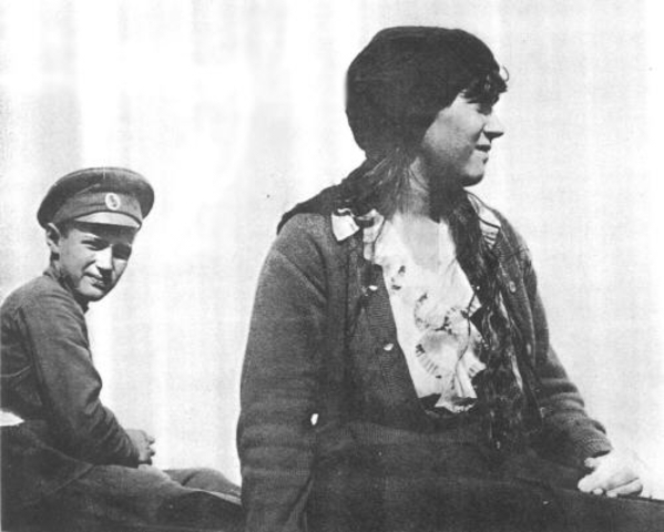 The remains are positively identified, but no evidence of the two missing children is ever found.