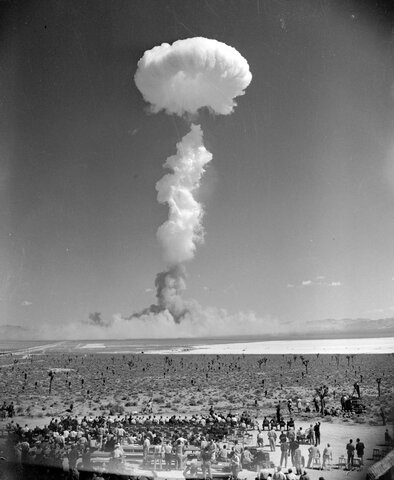 Announcement of Hydrogen Bomb
