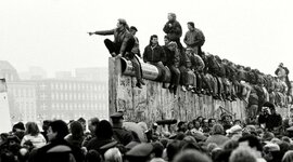 Timeline: American History 1980-2001