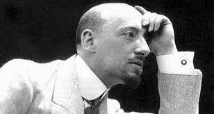 D'Annunzio takes Fiume (all)