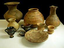 Activitats Domestiques  ( Teixits i Ceràmica )