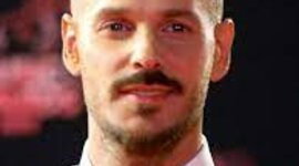 Timeline: La vie de M. Pokora