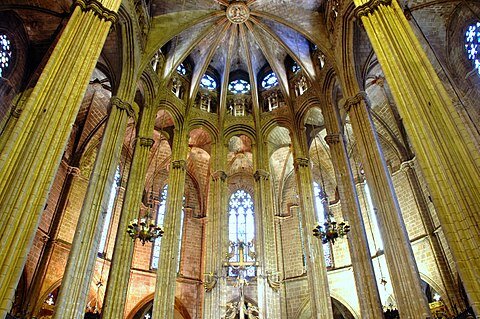 Comença la construcció de la catedral gòtica de Barcelona