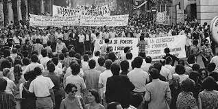 Concessió d’indults i llibertats condicionals davant l’excés de persones empresonades. (Esdeveniments)