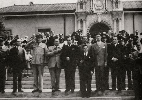 La Corte se reorganiza