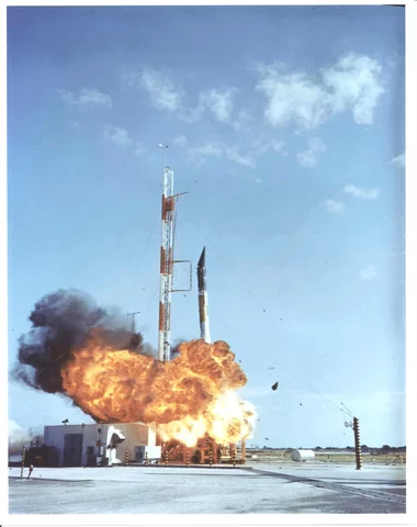 US First Satellite "The Vanguard" FAILS