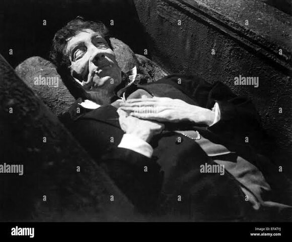 Dracula dead