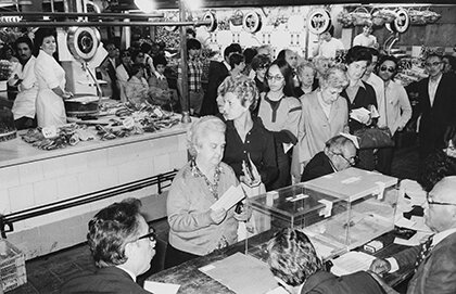 Eleccions generals, Adolfo Suárez passa a ser el president de la generalitat