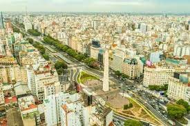 Sa famille est partie en Argentine, à Buenos Aires