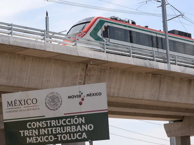 Tren Interurbano