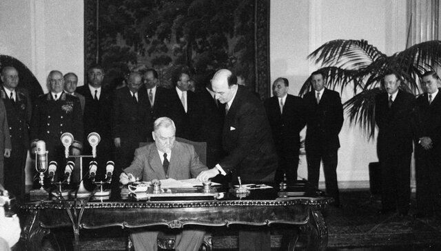 Creación del Pacto de Varsovia