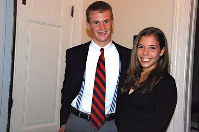 fui a un baile en Loyola con mi amiga Emma