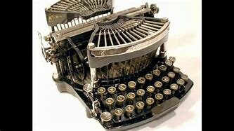 LA MAQUINA DE ESCRIBIR