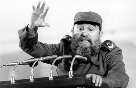 Fidel Castro talking over