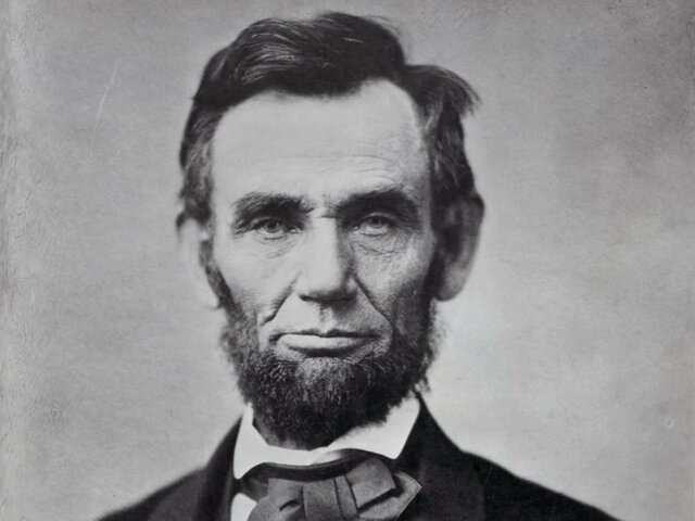 Abraham Lincoln becomes president