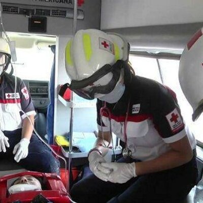 Timeline: Hechos históricos sobre la atención prehospitalaria en Cuenca-Ecuador.