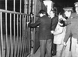 Apertura de la verja de Gibraltar.