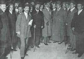 Se fue a España donde se le presentaron muchas oportunidades