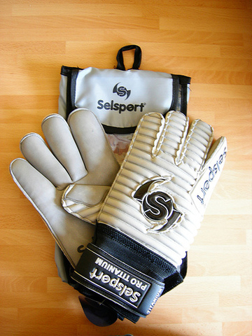 Grobbelaar accused by The Sun