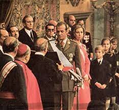 PROCLAMACIÓN DE LA MONARQUÍA. DON JUAN CARLOS ACCEDE AL TRONO.