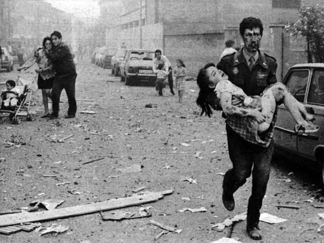 Atemptat d'ETA a la caserna de la guàrdia civil a Vic