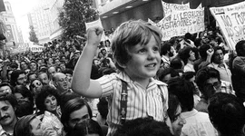 Timeline: TRANSICIÓN DEMOCRÁTICA ESPAÑOLA (1975 - 1982)